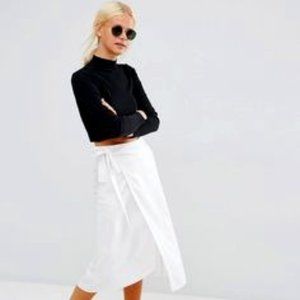 LNWOT: 'Babbling Bubbles'  Cream Linen Skirt